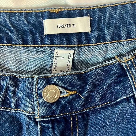 Forever 21 Dark Denim High Rise Cargo Jeans - Picture 2 of 6